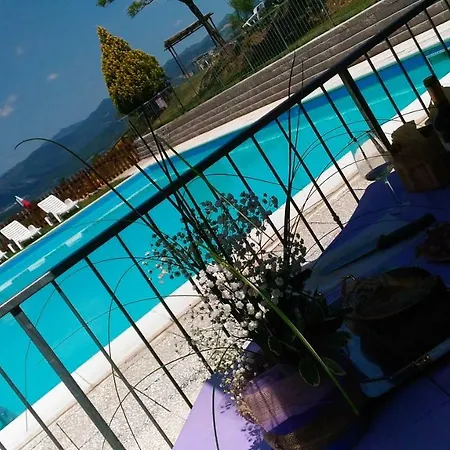 Agriturismo Calcinaia Sul Lago Lantgård