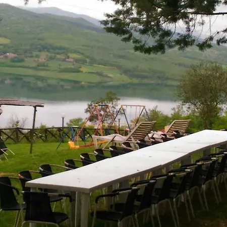 Lantgård Agriturismo Calcinaia Sul Lago