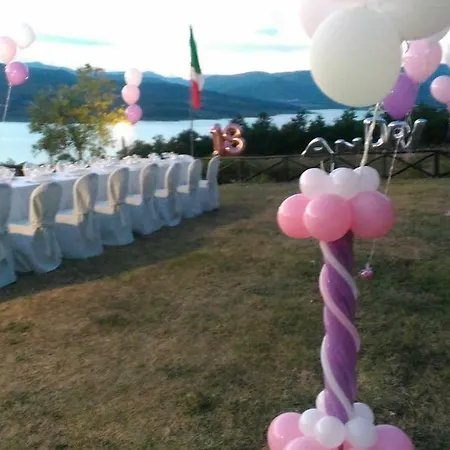 Agriturismo Calcinaia Sul Lago Lantgård