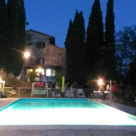 Agriturismo Calcinaia Sul Lago Lantgård