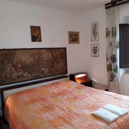 Agriturismo Calcinaia Sul Lago Lantgård *