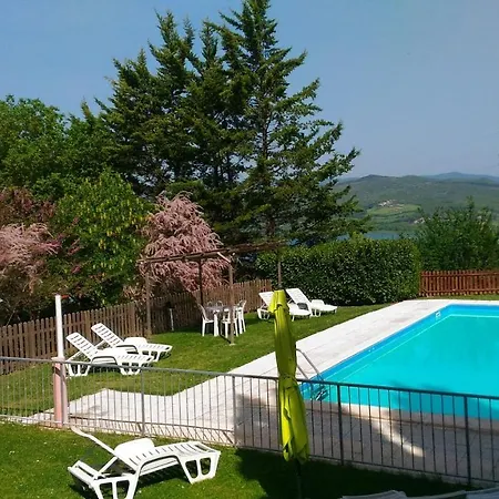 Фермерский дом Agriturismo Calcinaia Sul Lago