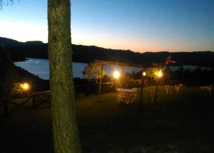 Agriturismo Calcinaia Sul Lago *